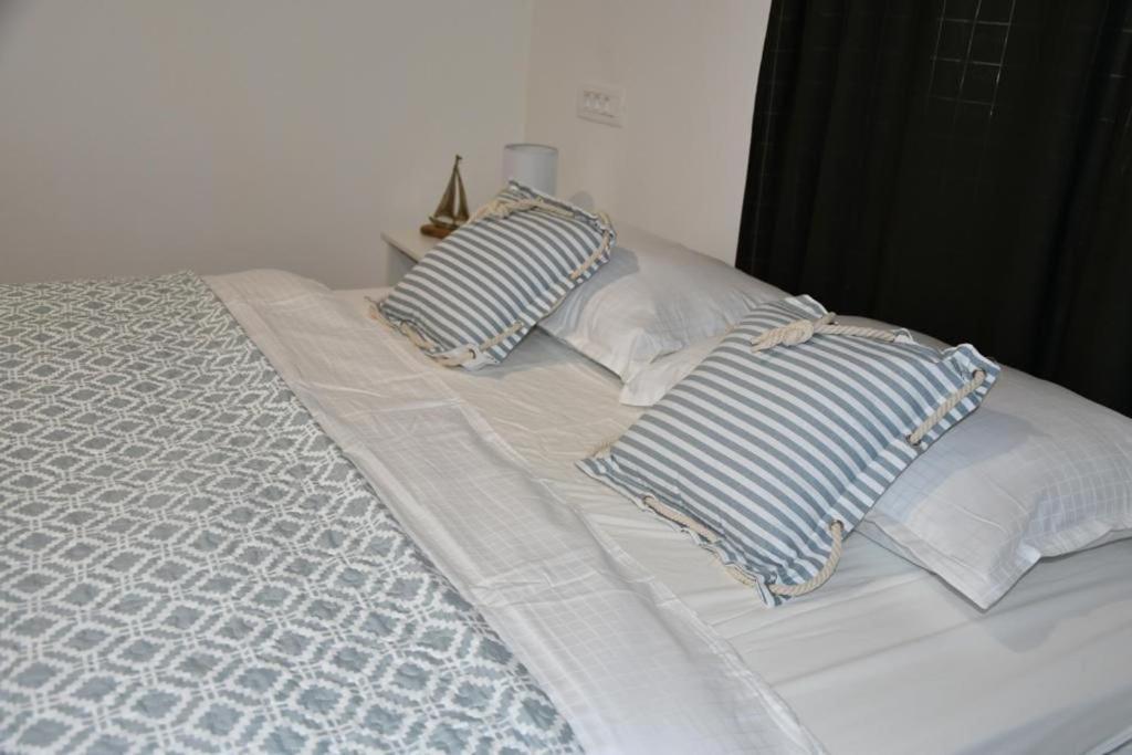 Luma Rooms Rudina Exterior photo