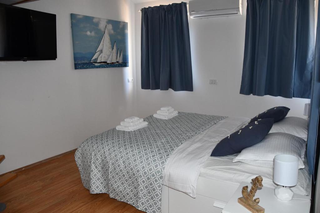 Luma Rooms Rudina Exterior photo