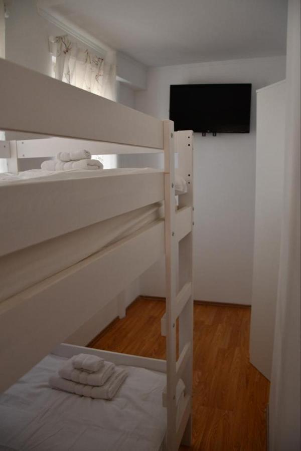 Luma Rooms Rudina Exterior photo
