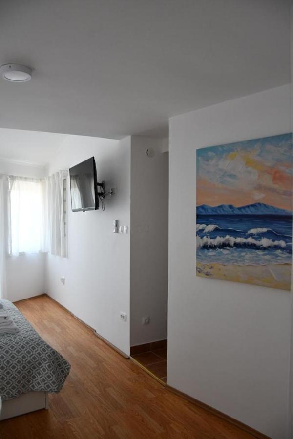Luma Rooms Rudina Exterior photo