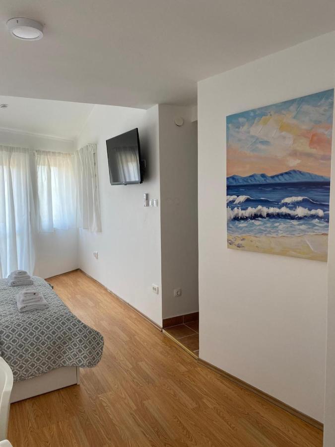 Luma Rooms Rudina Exterior photo