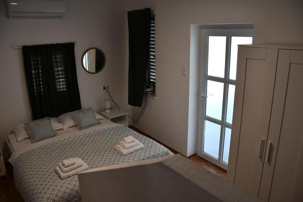 Luma Rooms Rudina Exterior photo
